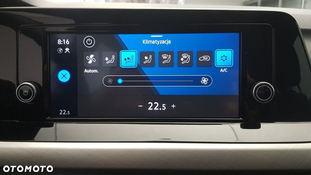 Volkswagen Golf - 24