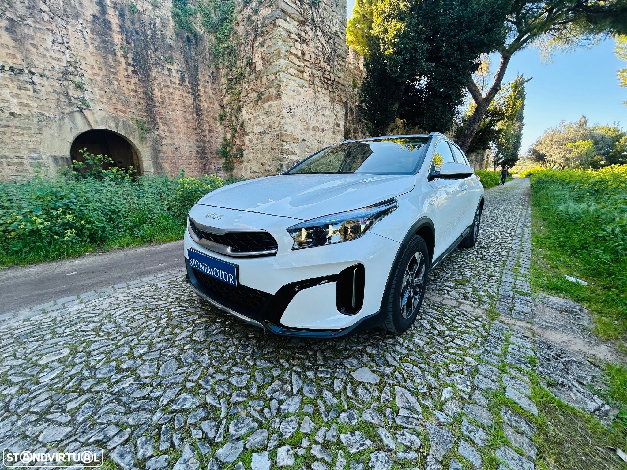 Kia XCeed 1.0 T-GDI Dynamic - 1