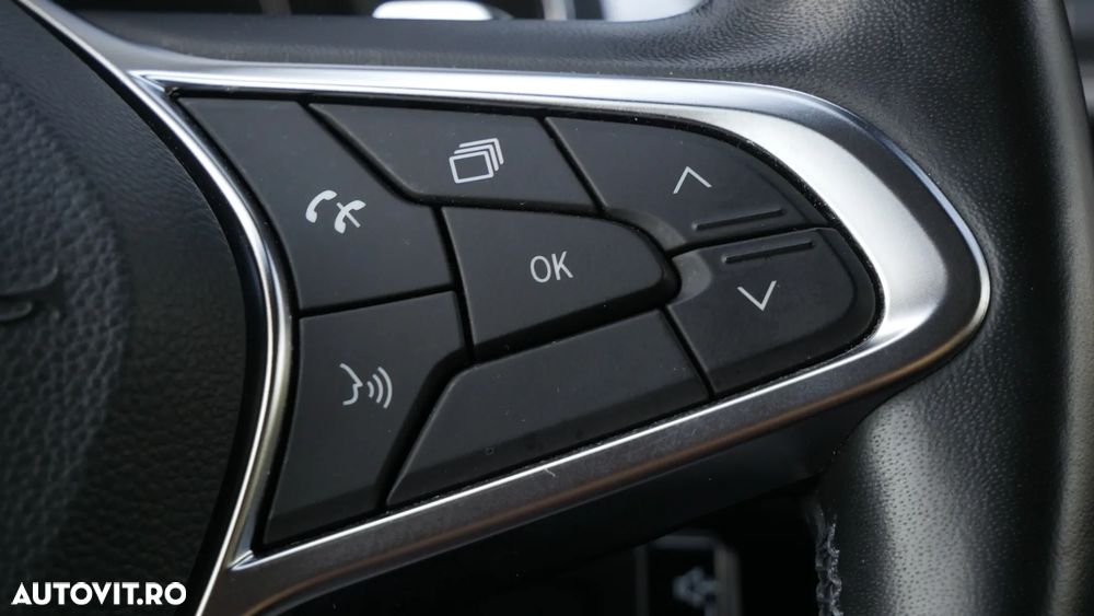 Renault Captur TCe 140 EDC GPF INTENS - 23