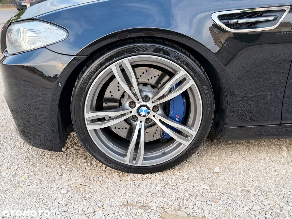BMW M5 Standard - 11