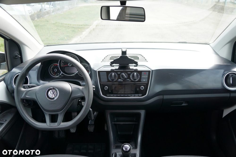 Volkswagen up! - 37