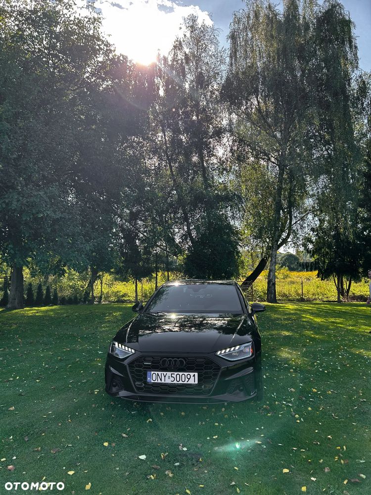 Audi A4 Limousine - 11