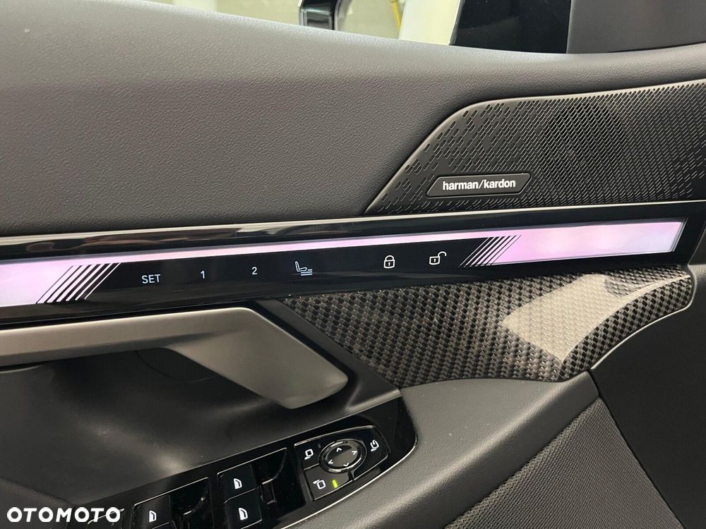BMW Seria 5 520i mHEV M Sport - 20