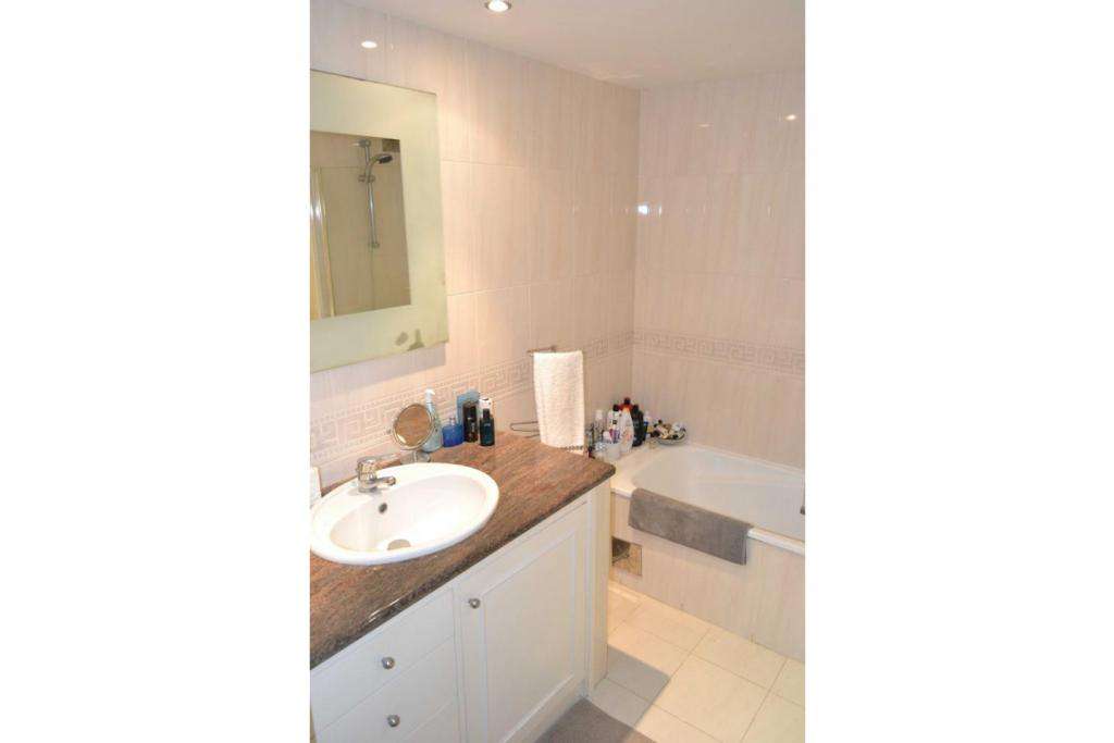 Apartamento T2 com possibilidade de Cozinha Equipada - Grande imagem: 4/9