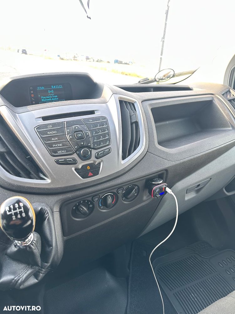 Ford Transit 2,2 - 6