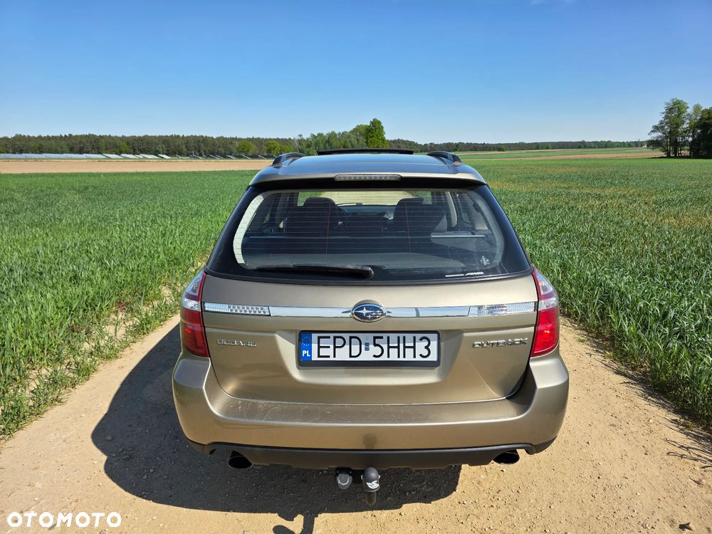 Subaru Outback - 4