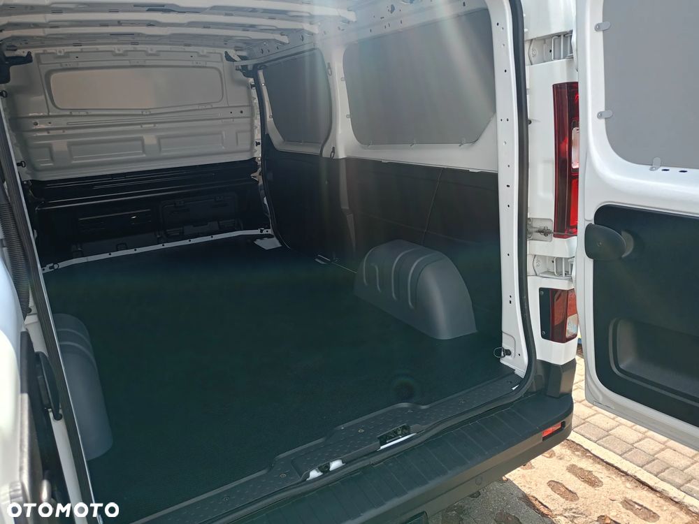 Renault Trafic - 9