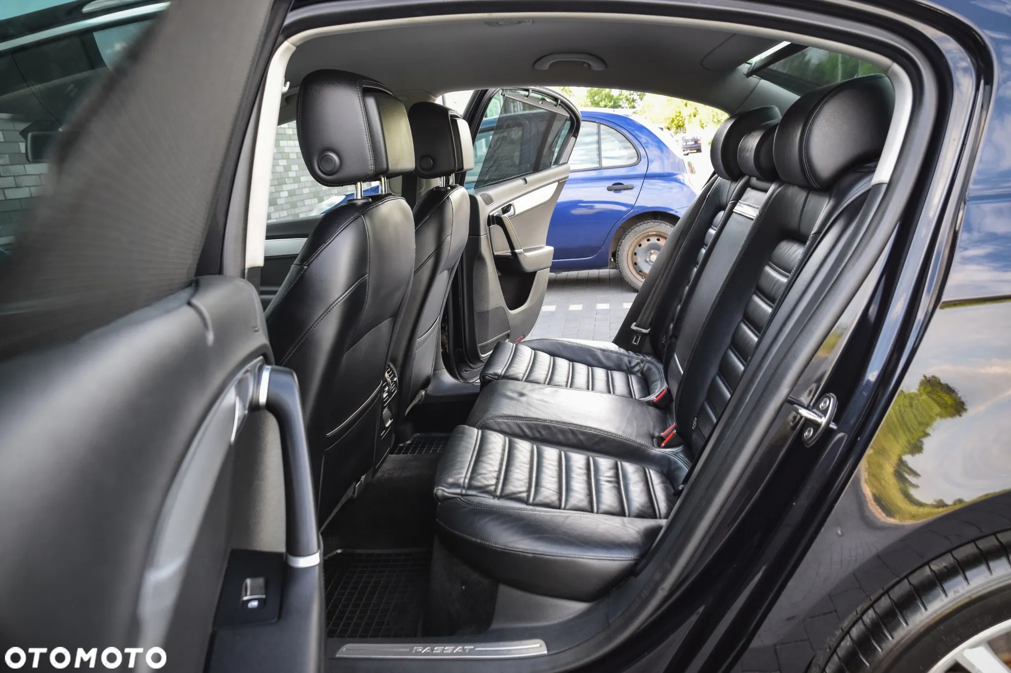 Volkswagen Passat 2.0 TDI Highline DSG - 24