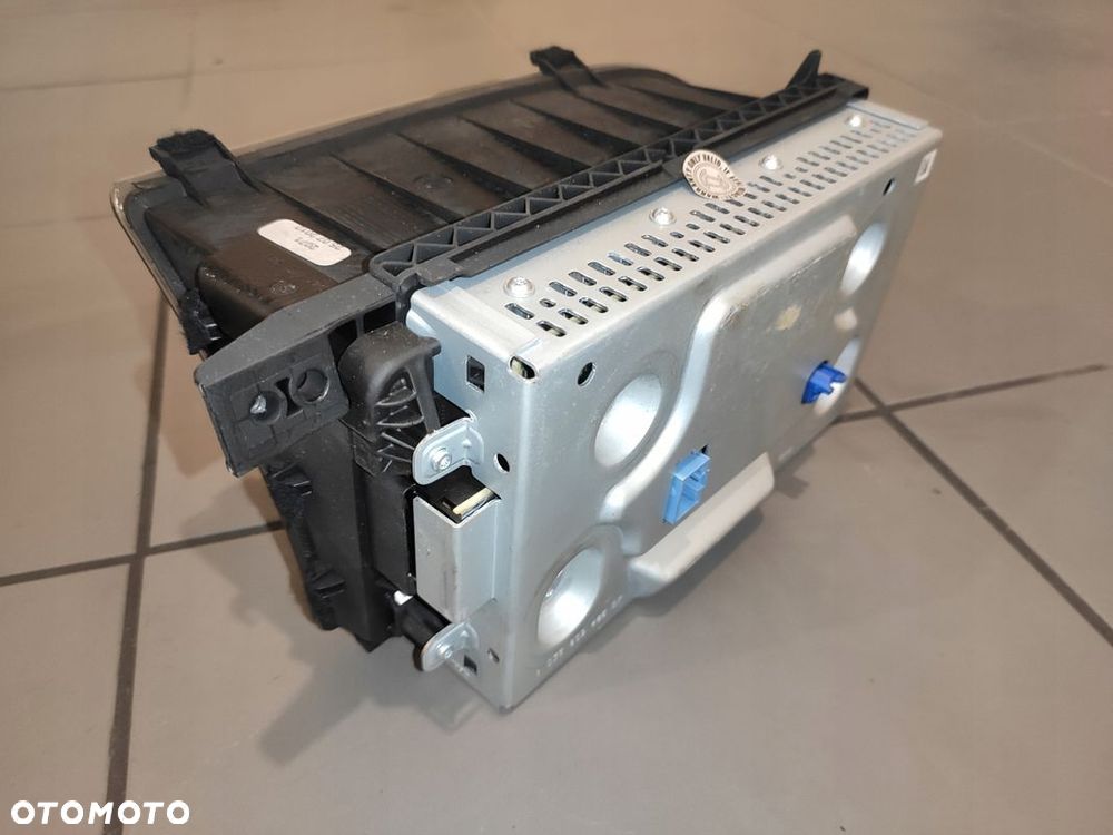 MERCEDES W221 S-KLASA W216 CL63 EKRAN MONITOR NAVI UK BDB STAN ORYGINAŁ - 10