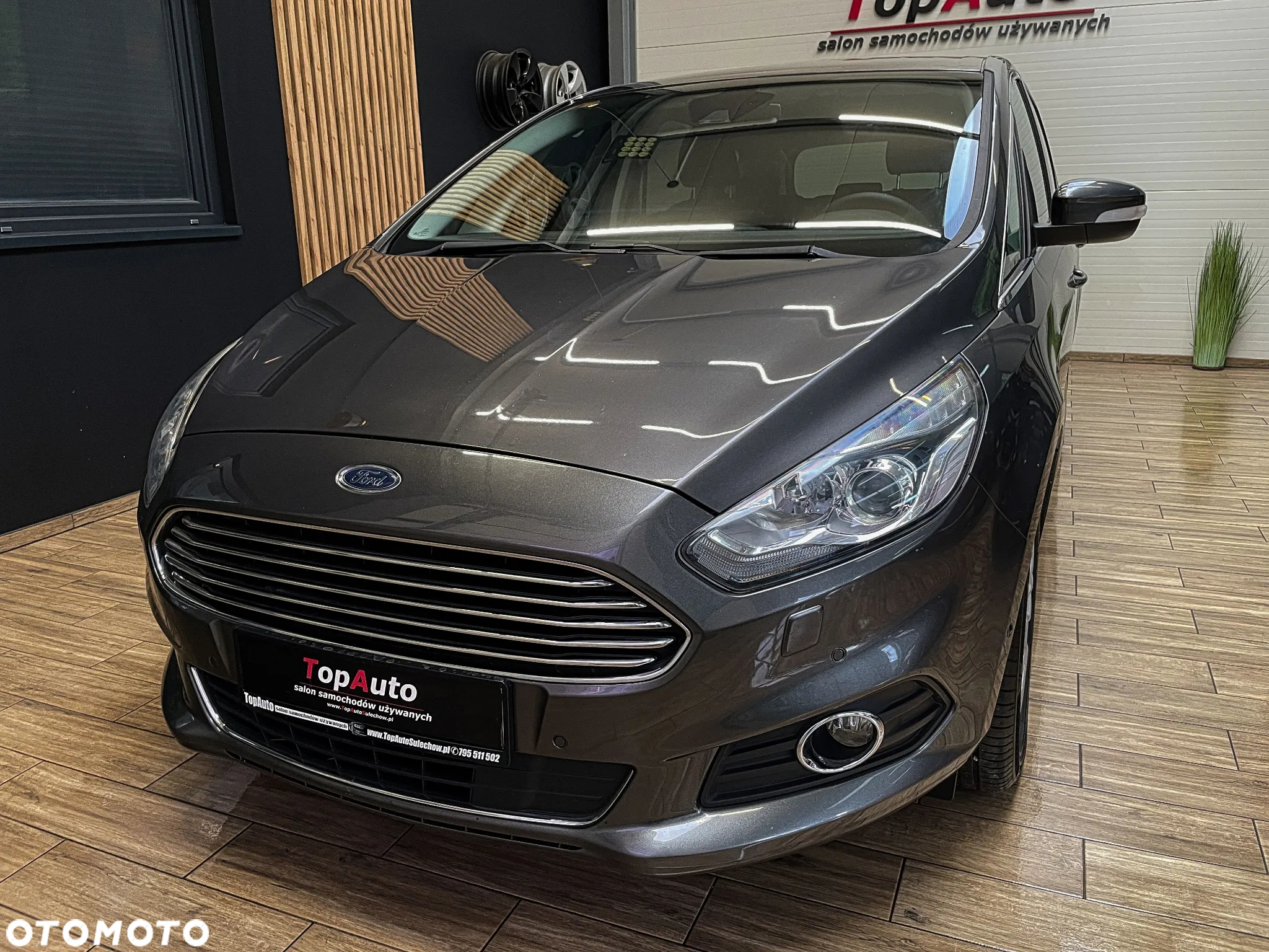 Ford S-Max 2.0 EcoBoost Titanium - 14