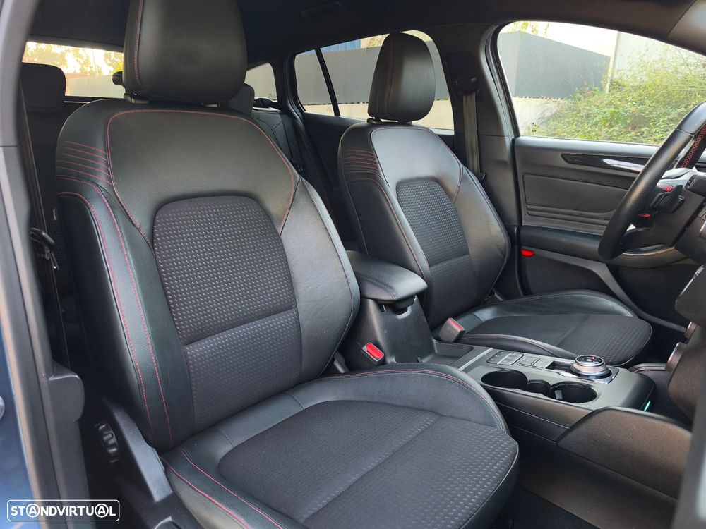 Ford Focus SW 1.5 EcoBlue S&S Aut. ST-LINE DESIGN - 11
