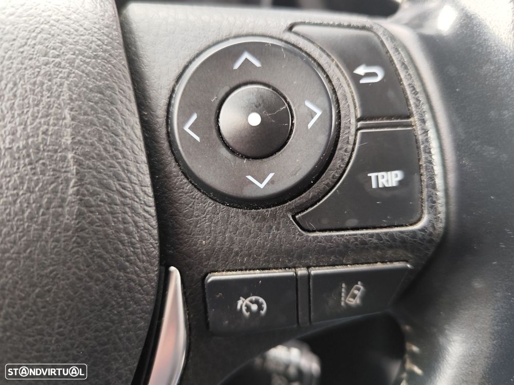 Toyota Auris Touring Sports 1.4 D-4D C.+P.Sport+Navi - 14