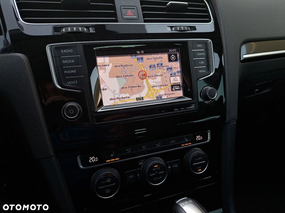 Volkswagen Golf 1.4 TSI BMT Highline DSG - 22