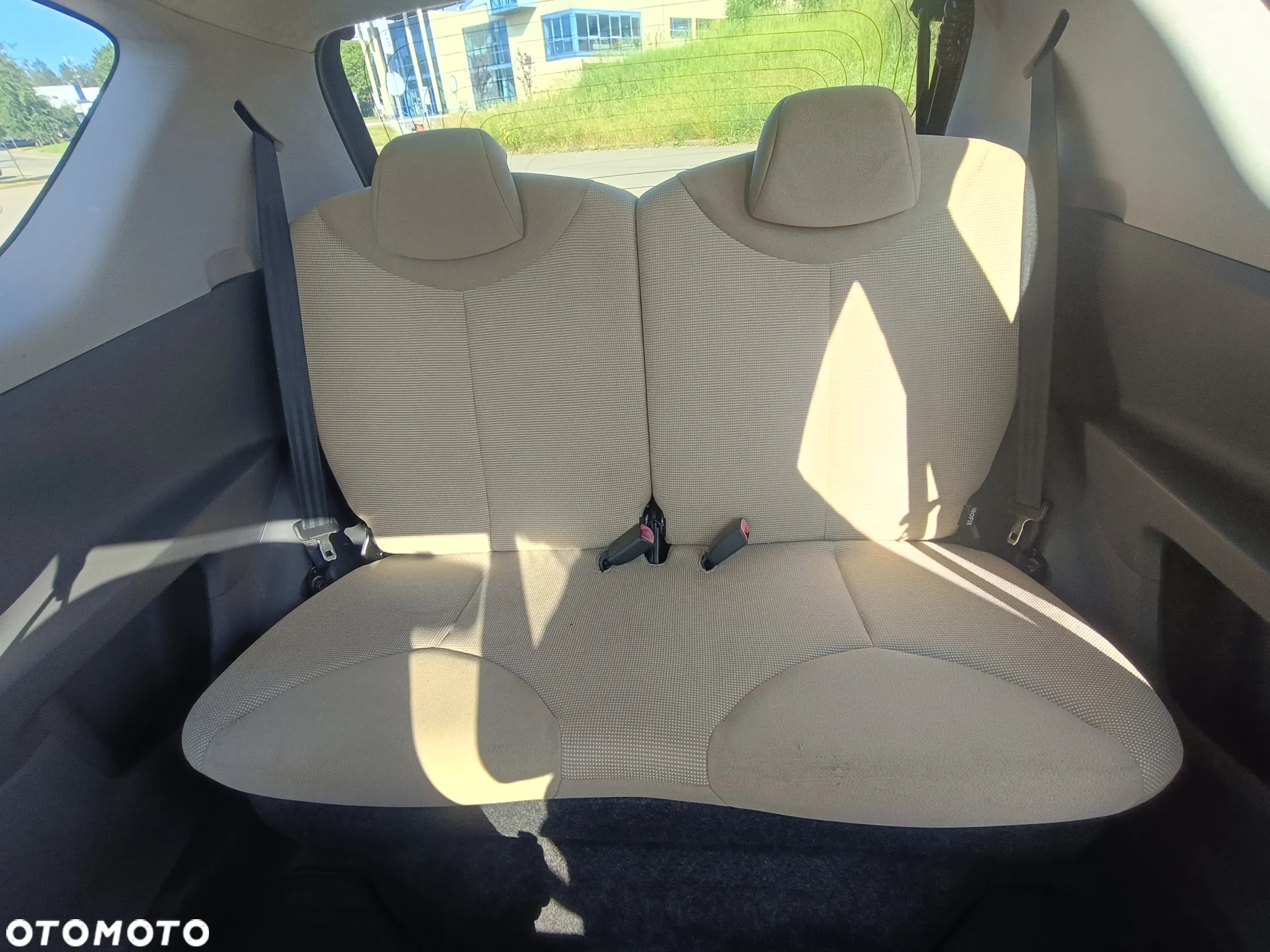 Peugeot 107 1.0 Happy - 8