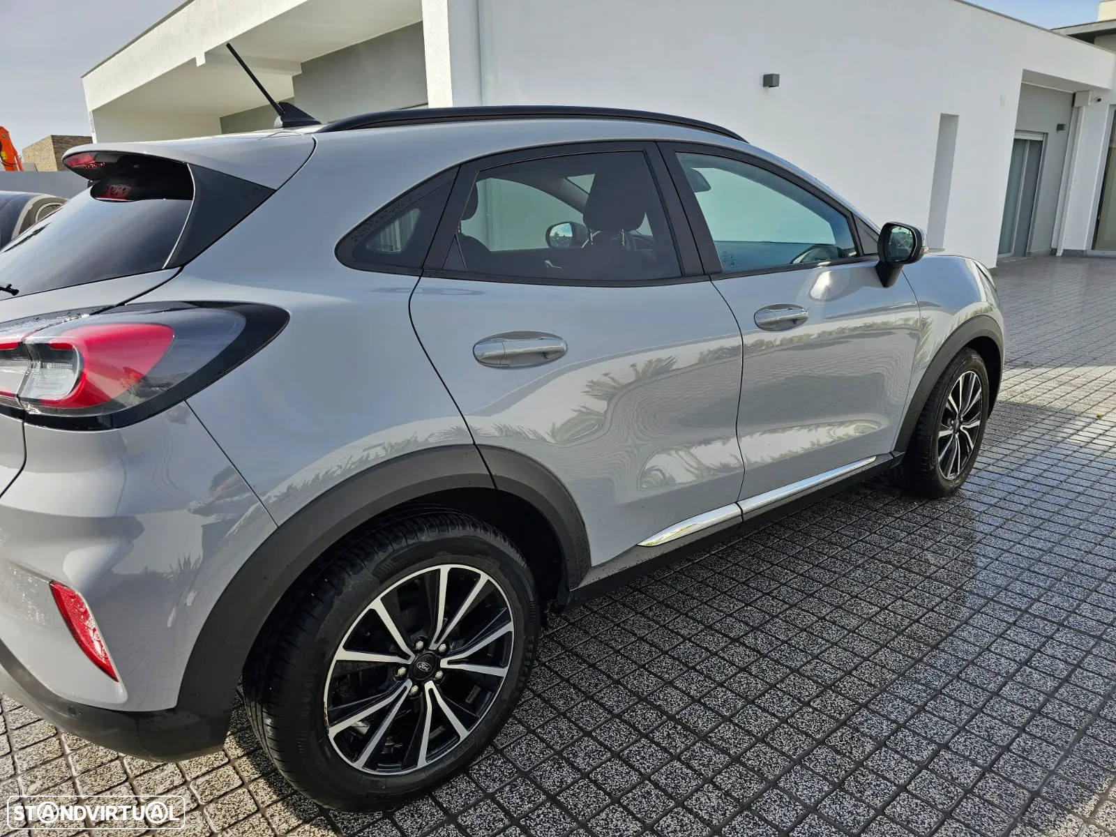 Ford Puma 1.0 EcoBoost MHEV Titanium - 2