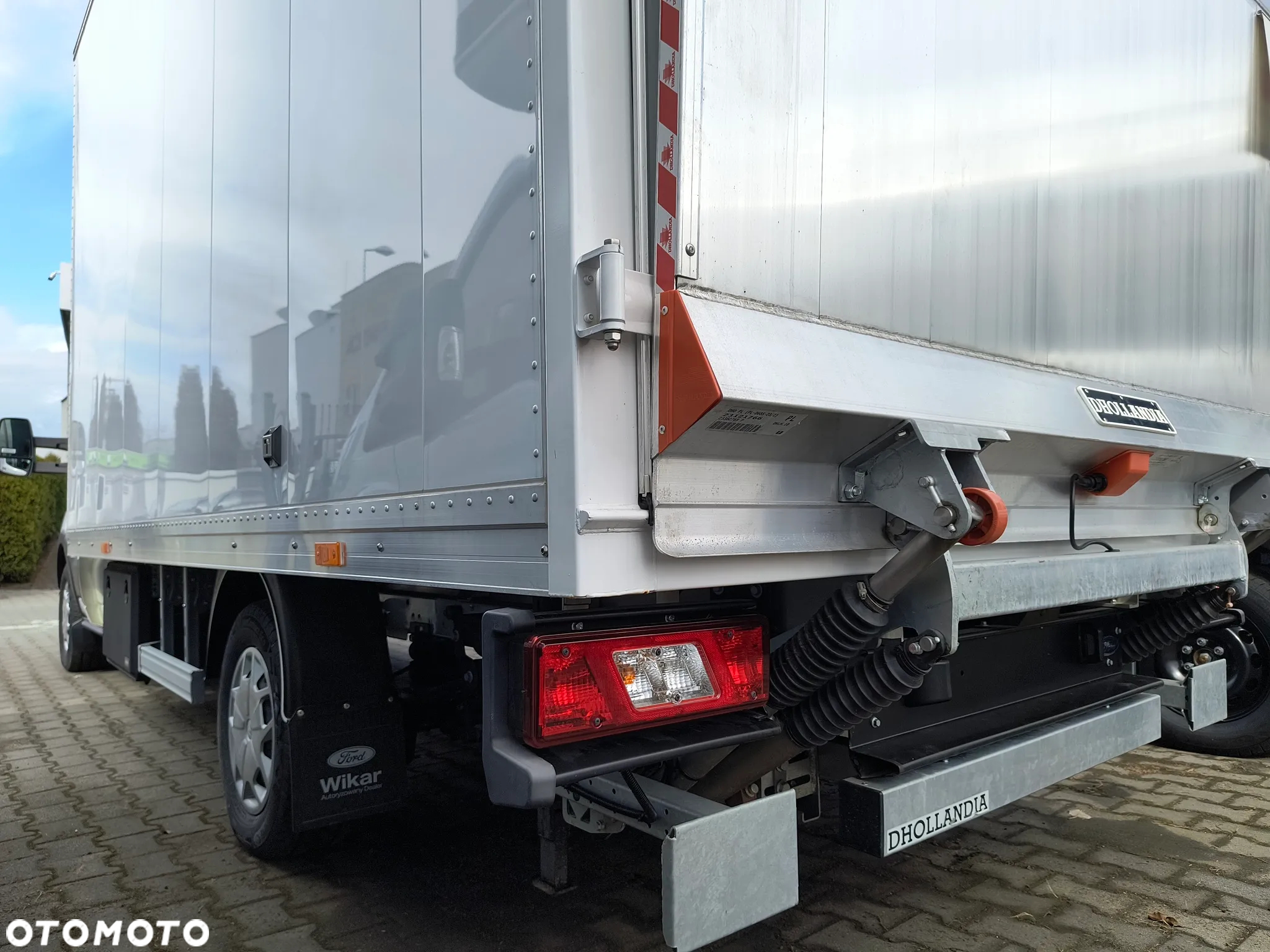 Ford Transit - 24