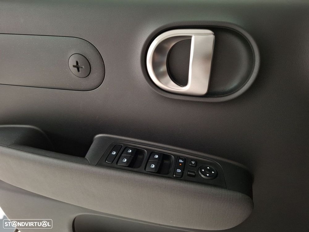 Hyundai Inster 49 kWh Style Plus - 24