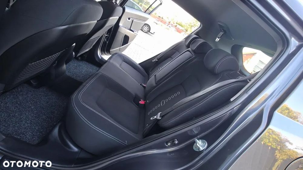 Kia Sportage 1.7 CRDI 2WD Spirit - 26