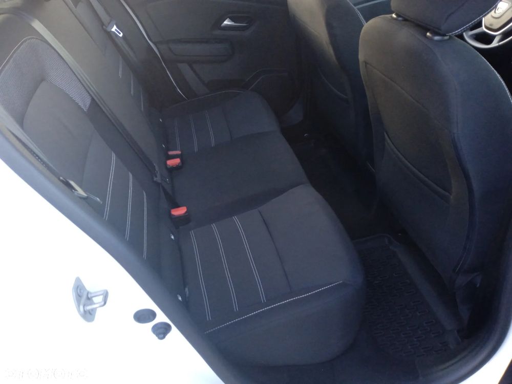 Dacia Sandero TCe 100 Essential - 10
