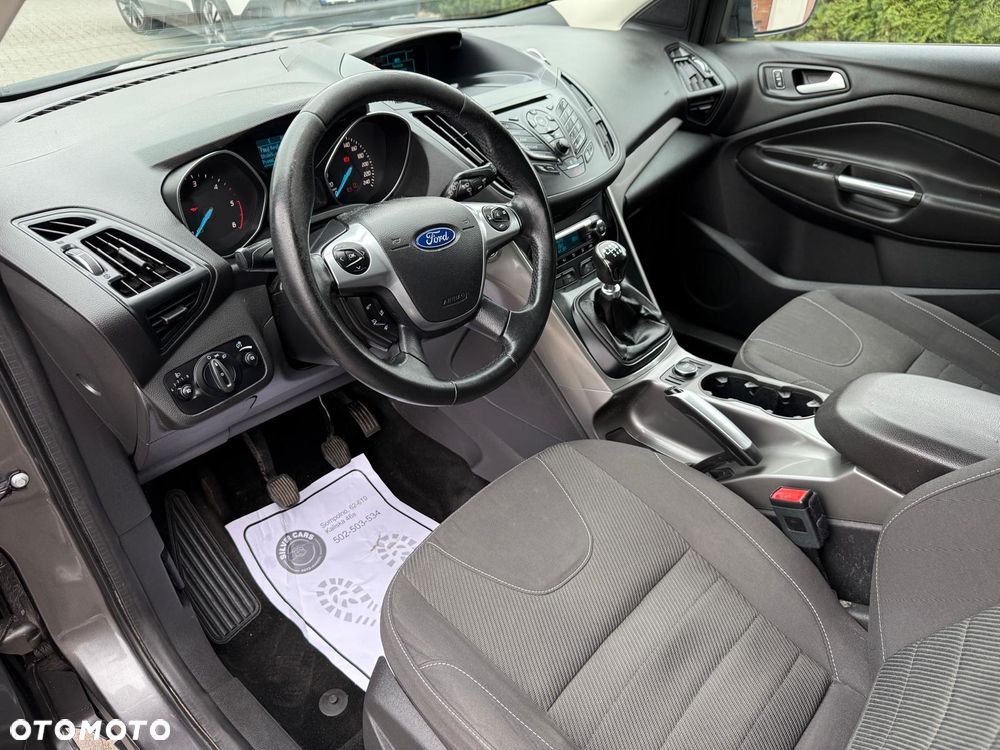 Ford Kuga - 16