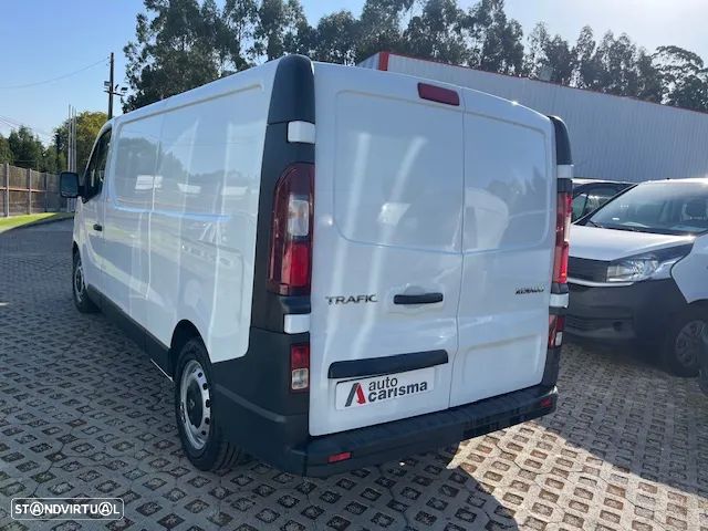 Renault TRAFIC 2.0 COM FRIO - 5