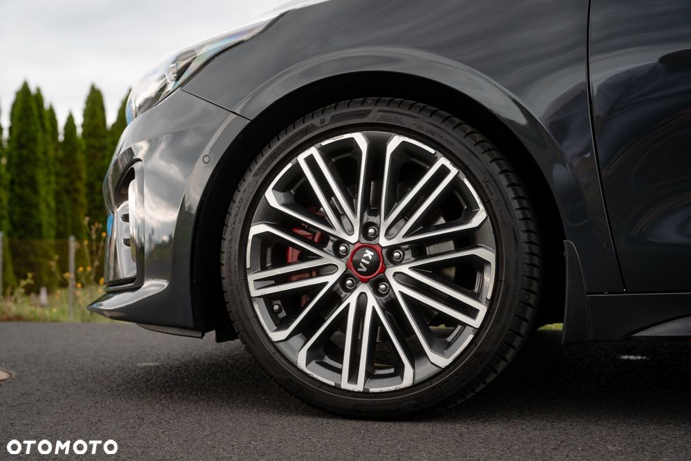 Kia ProCeed 1.6 T-GDI GT DCT - 15