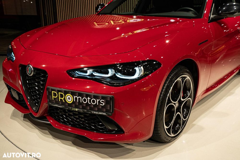 Alfa Romeo Giulia 2.0 Turbo 16V AT8-Q4 Competizione - 9