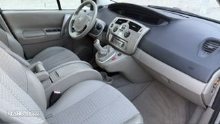 Renault Scénic 1.5 dCi Confort Dynamique - 43