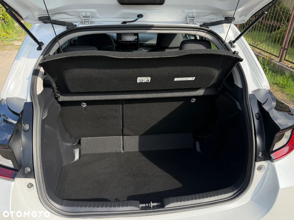 Toyota Yaris Hybrid 1.5 Comfort - 36