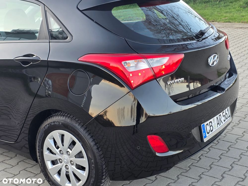 Hyundai i30 blue 1.4 Classic Navigation - 13