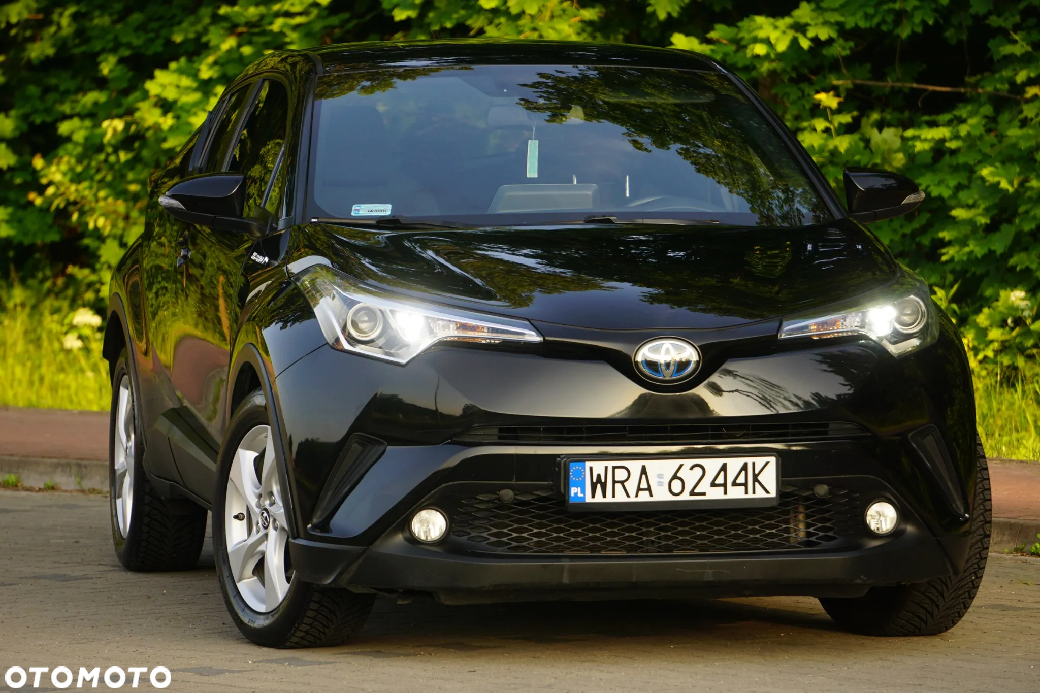 Toyota C-HR 1.8 Hybrid Executive - 8