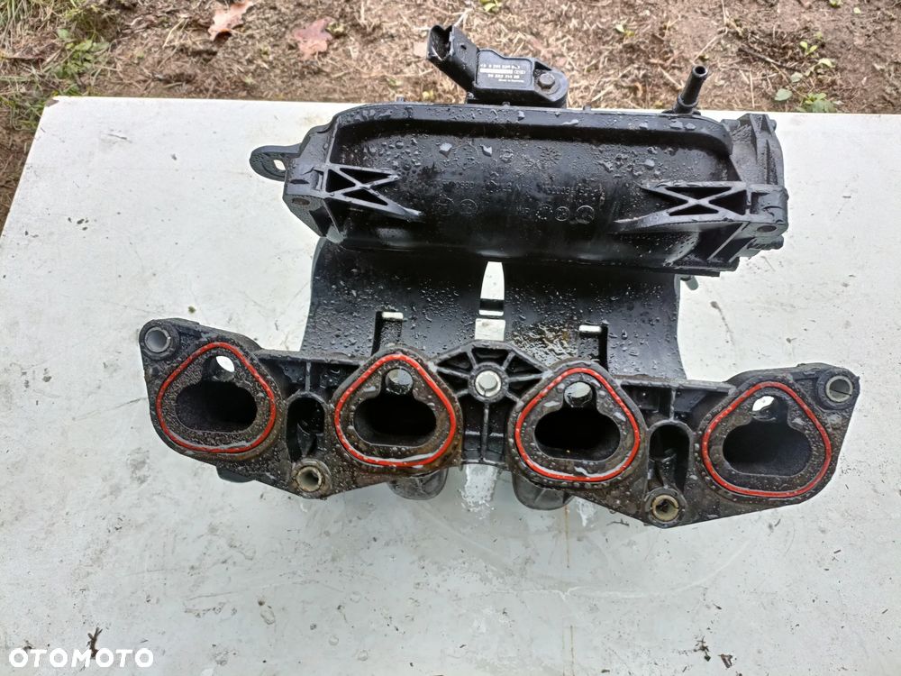Peugeot Citroen kolektor ssący 9645400680 - 3