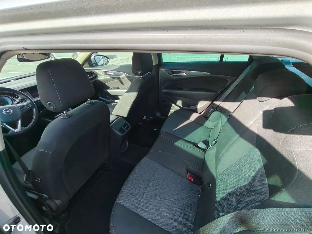 Opel Insignia - 8