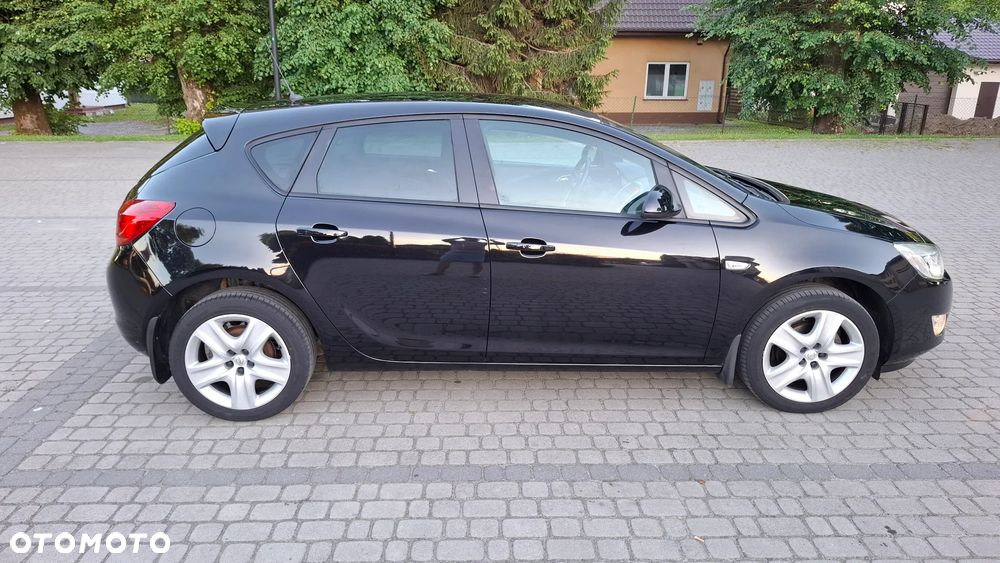 Opel Astra 1.4 T Cosmo - 5