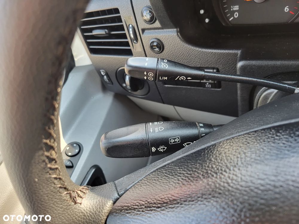 Volkswagen Crafter - 25