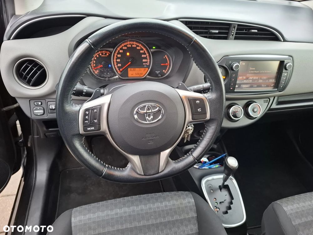 Toyota Yaris 1.33 Dynamic MS EU6 - 13