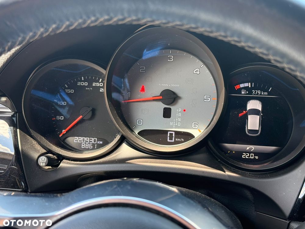 Porsche Macan - 6