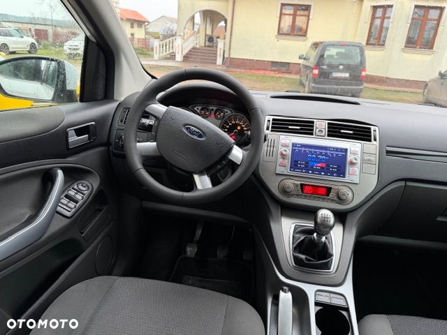 Ford Kuga 2.0 TDCi 4WD Titanium - 12