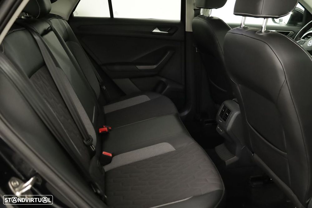 VW T-Roc 1.0 TSI - 22