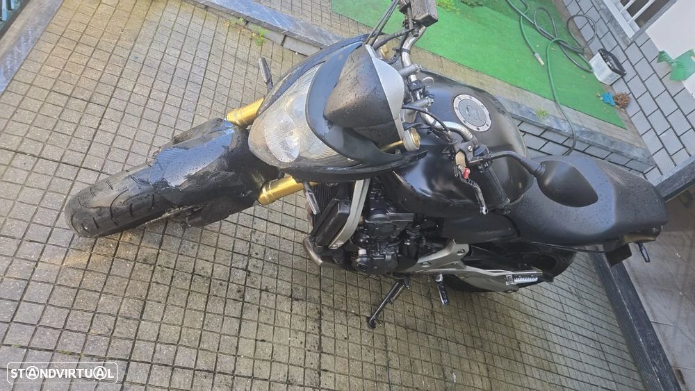 Honda CB - 1