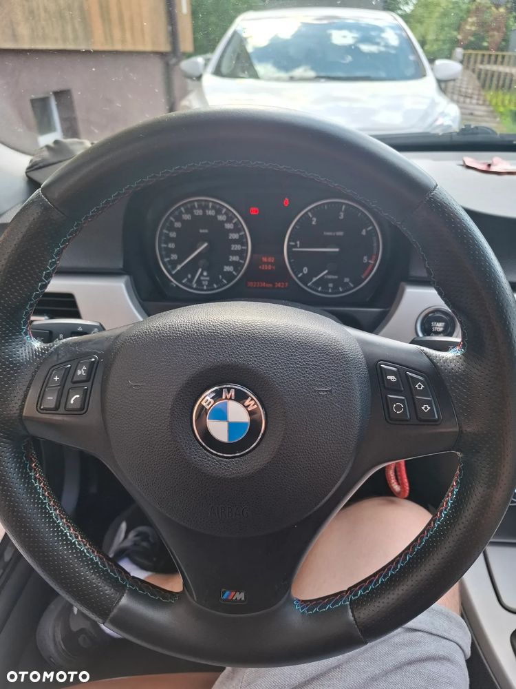 BMW Seria 3 320d - 14