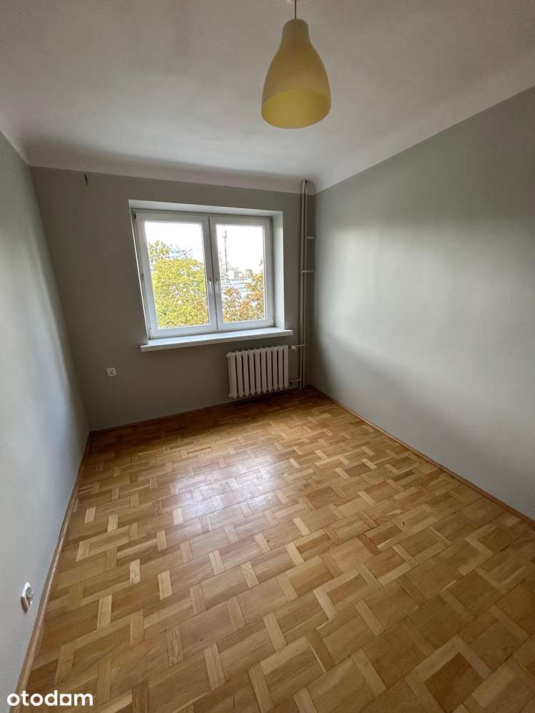 Rozkładowe, Dwupokojowe Mieszkanie Na Muranowie