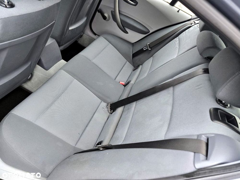 BMW Seria 1 - 20