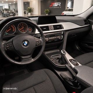 BMW 318 d - 11