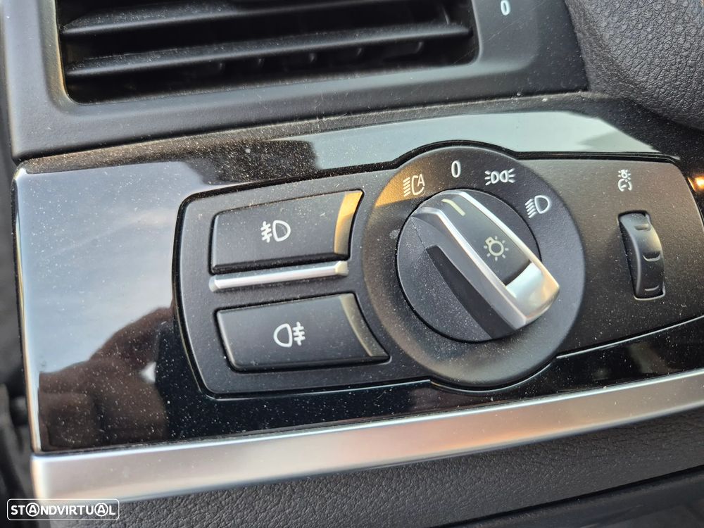 BMW X4 35 d xDrive Pack M - 12