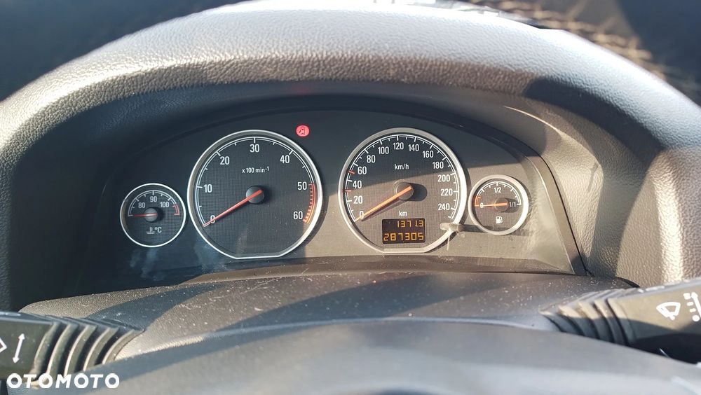 Opel Vectra 1.9 CDTI Sport / GTS - 2