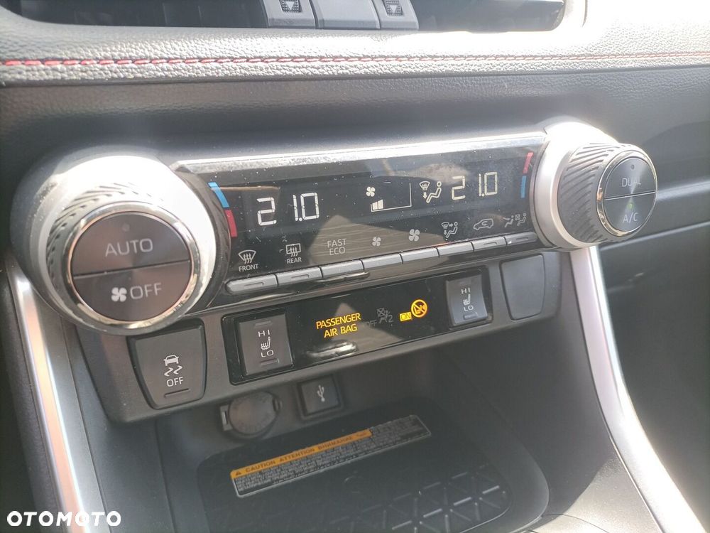 Toyota RAV4 - 15