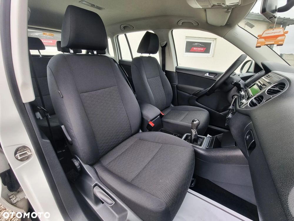 Volkswagen Tiguan - 9