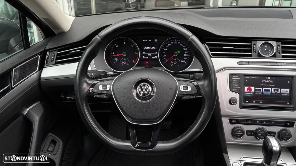 VW Passat Variant 2.0 TDi Highline DSG - 8
