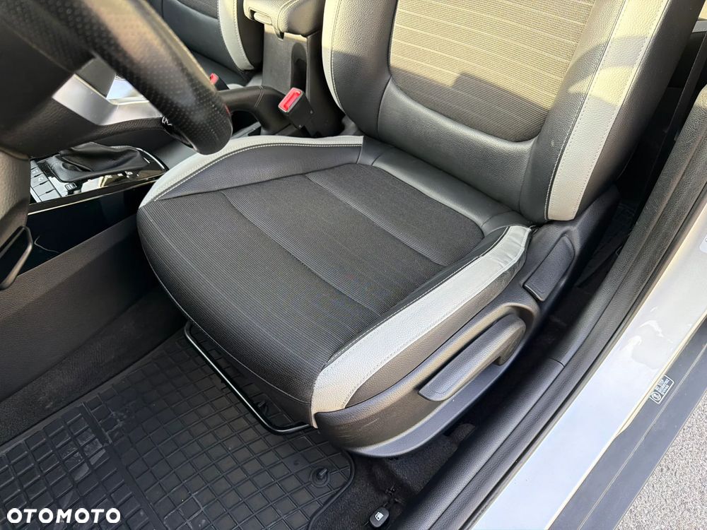 Kia Stonic 1.0 T-GDI MHEV L DCT - 12